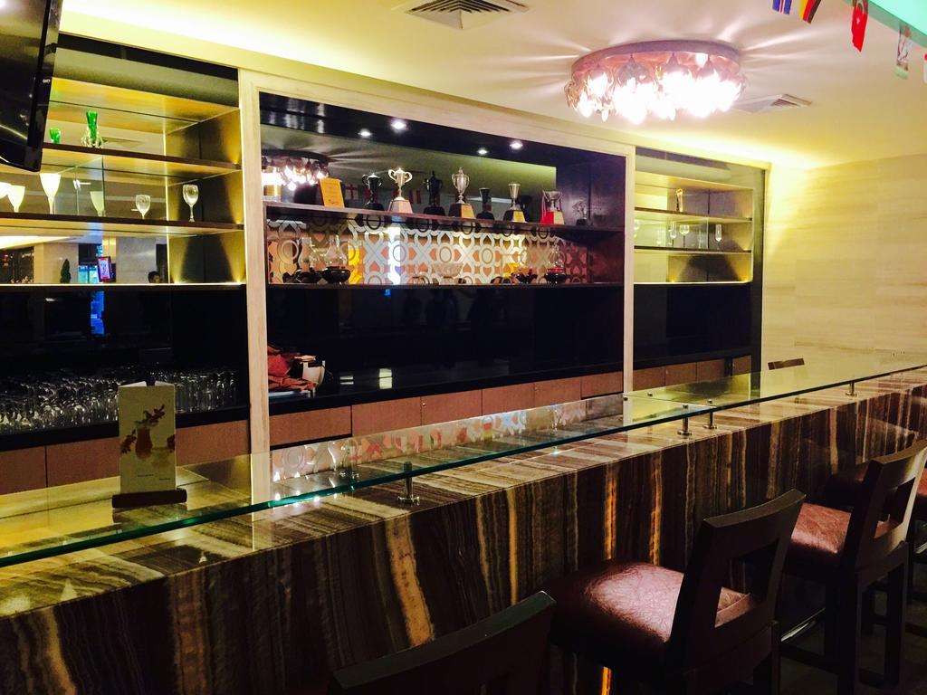 Indra Regent Hotel Bangkok Dış mekan fotoğraf